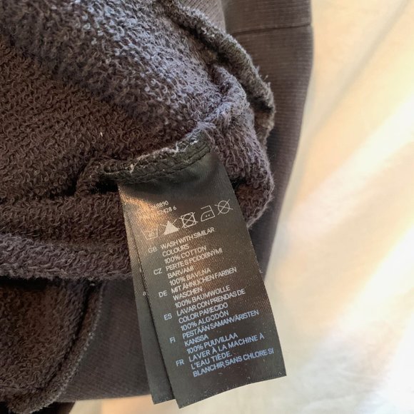 KISS band crewneck sweater super cute size Small H&M vintage vibes - Picture 4 of 5